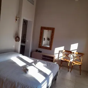  Apartamento Et Lofts Bistrot Des Alpilles Francia